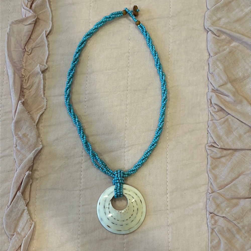 Shell Pendant and Blue Beads Necklace 🐚